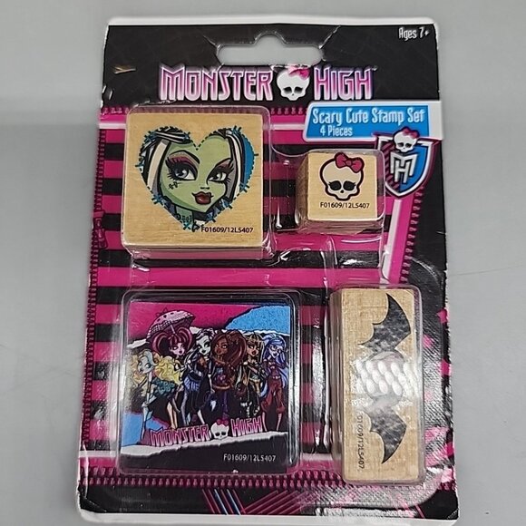 Monster High Scary Cute Stamp Set 4 Pieces 3 Stamps 1 Ink NIP 2012 - Picture 1 of 2